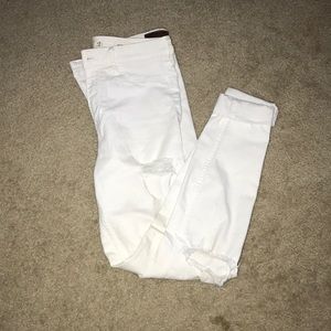 White high waisted jeans
